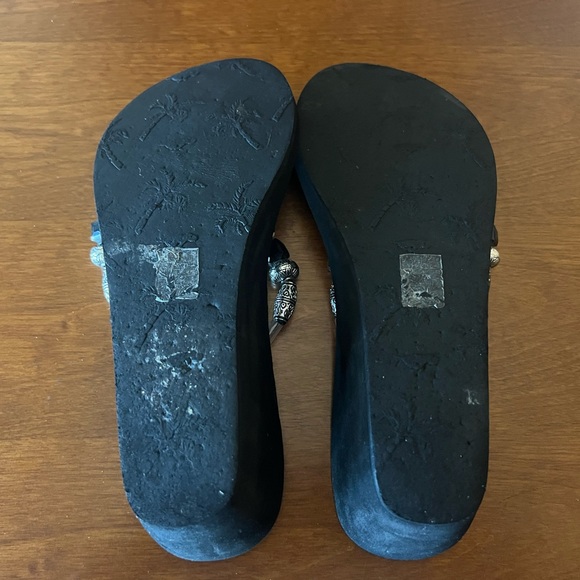 Rocket Dog Beaded Wedge Sandal - Picture 5 of 6